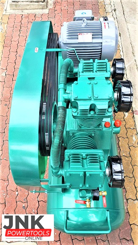 ปั๊มลม Sunwa 15 HP 520L  รุ่น SA-15