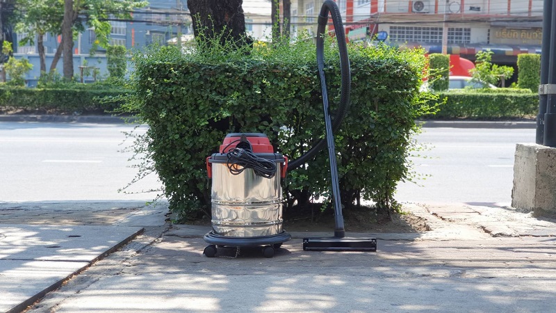 เครื่องดูดฝุ่น ดูดน้ำ 1 มอเตอร์ THUNDER POWER